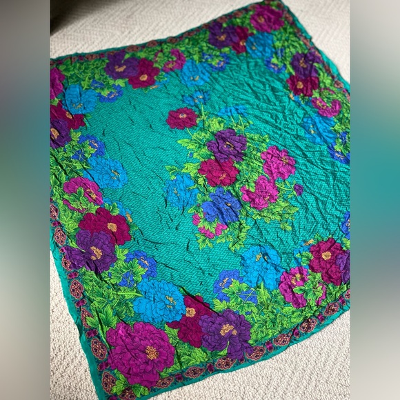 VTG Liz Claiborne Floral Silk Scarf - Picture 9 of 10